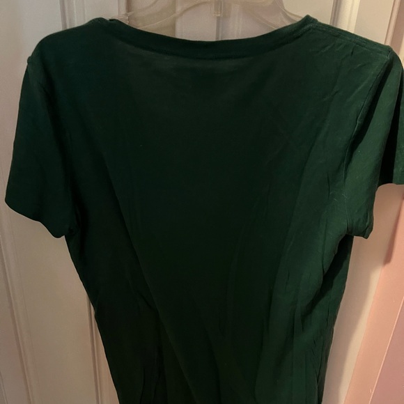 Victoria’s Secret PINK green v-neck shirt - Picture 2 of 7